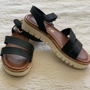 COPY - Platform sandals